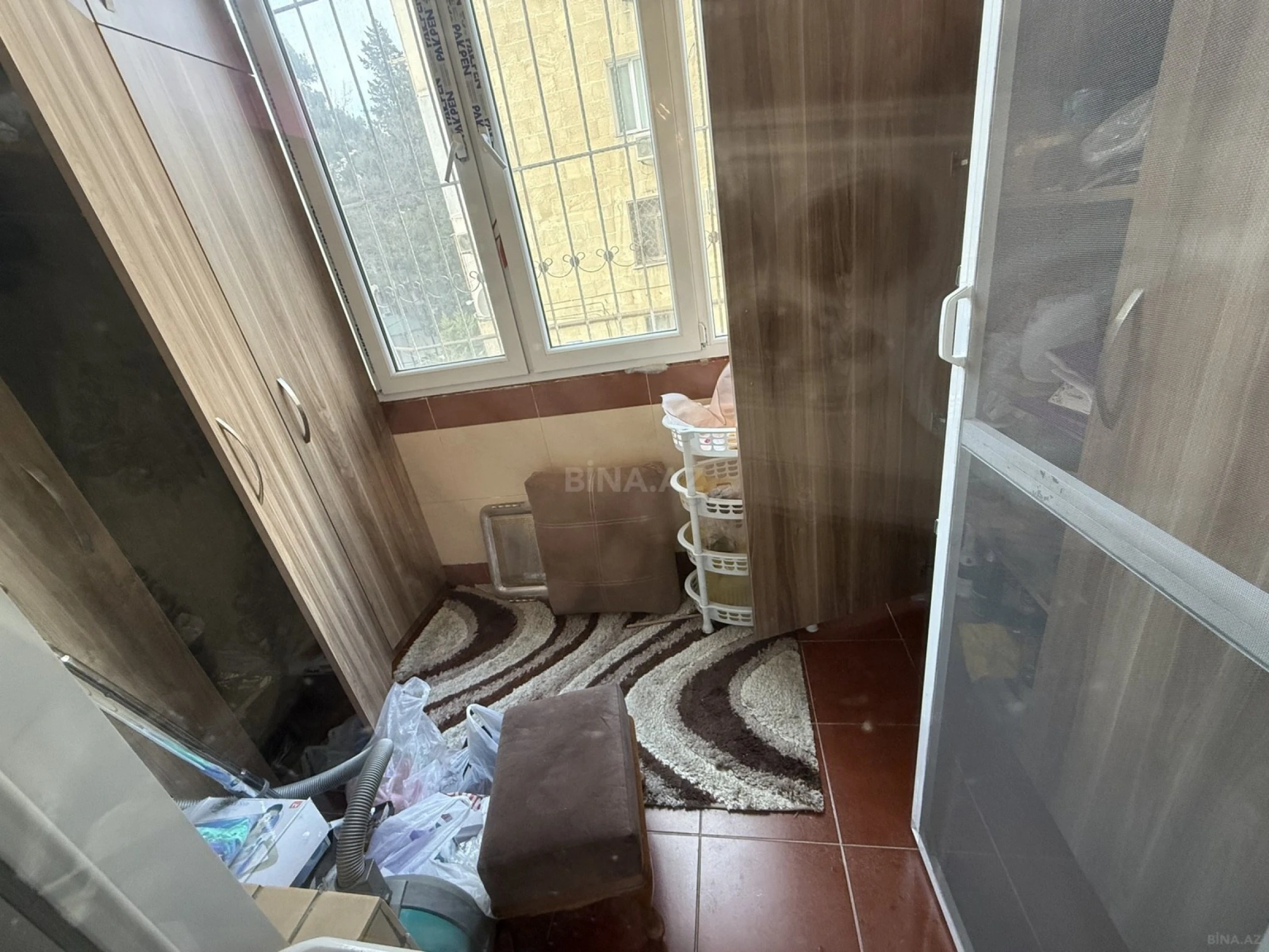 Satılır 2 otaqlı mənzil 92 m²