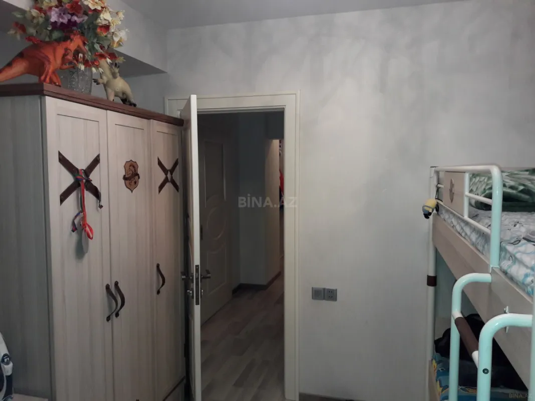 Satılır 3 otaqlı mənzil 91.3 m²