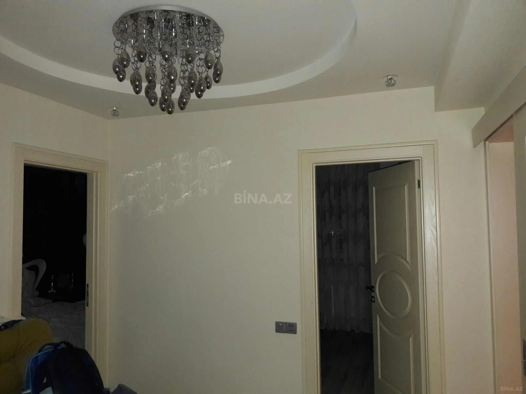 Satılır 3 otaqlı mənzil 91.3 m²