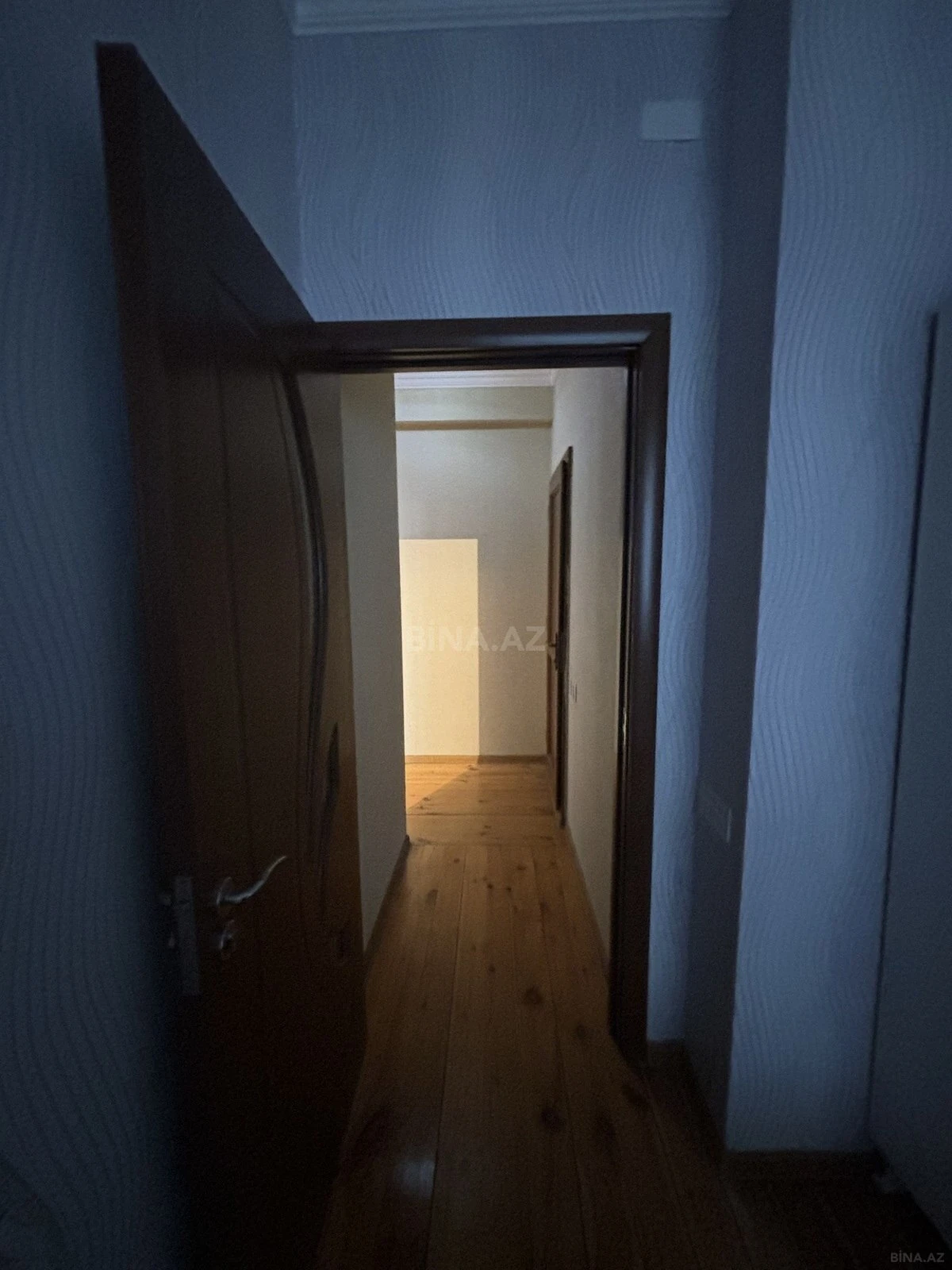 Kirayə verilir 2 otaqlı mənzil 57 m²