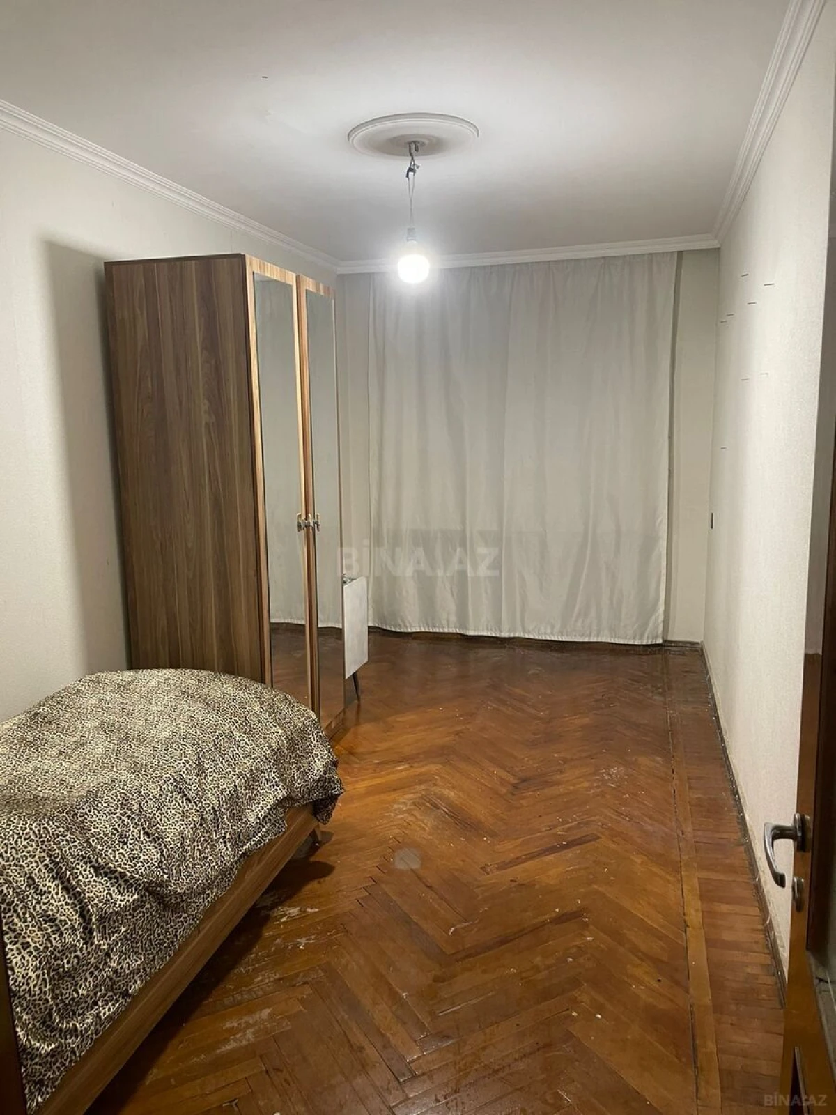 Satılır 3 otaqlı mənzil 63 m²
