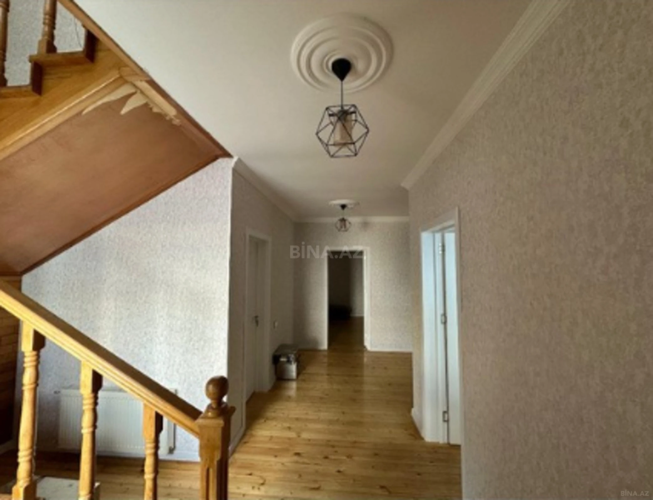 Kirayə verilir 6 otaqlı həyət evi 160 m²