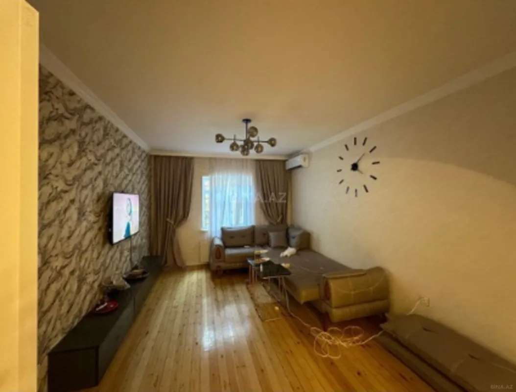Kirayə verilir 6 otaqlı həyət evi 160 m²