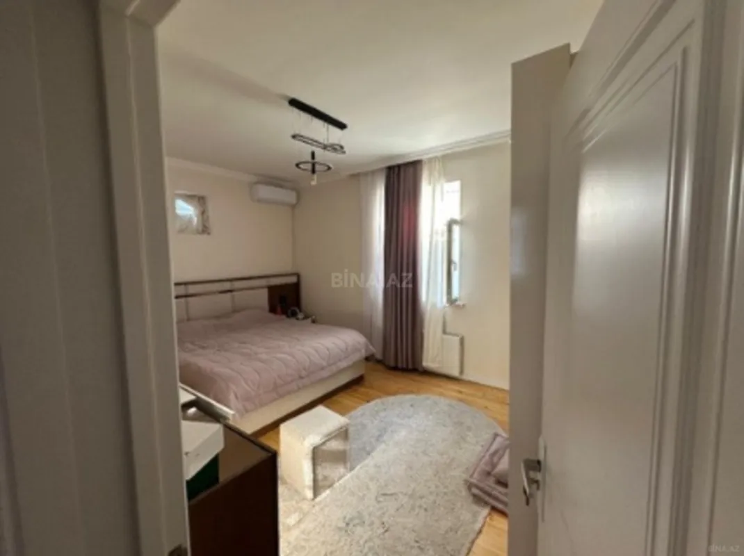 Kirayə verilir 6 otaqlı həyət evi 160 m²