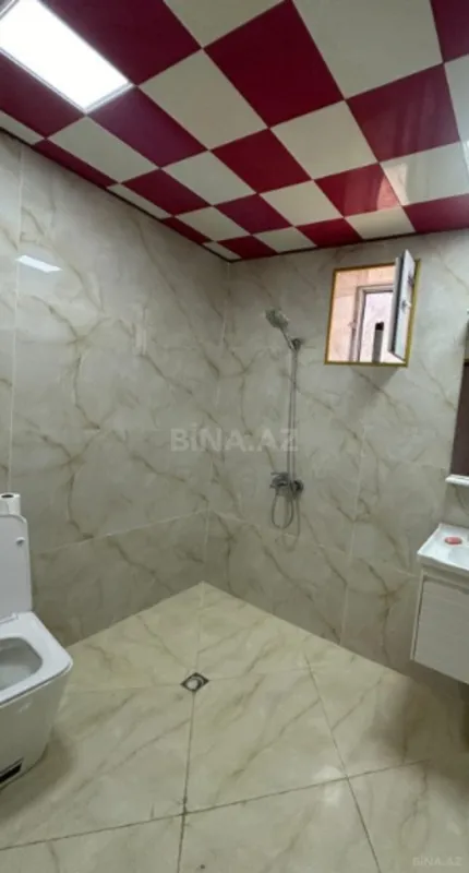 Kirayə verilir 6 otaqlı həyət evi 160 m²