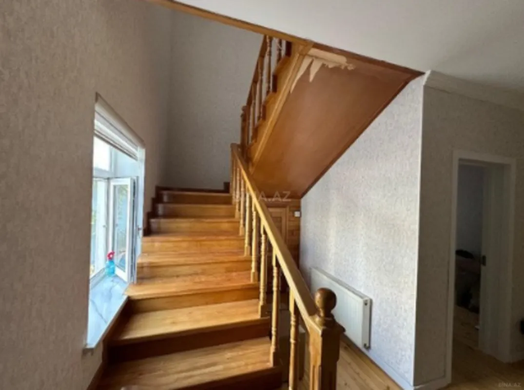 Kirayə verilir 6 otaqlı həyət evi 160 m²