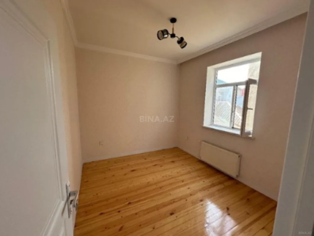 Kirayə verilir 6 otaqlı həyət evi 160 m²