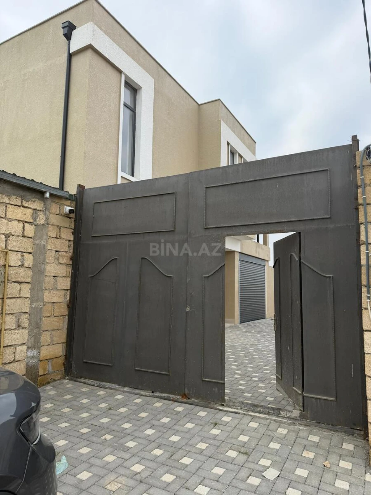 Satılır 3 otaqlı həyət evi 180 m²