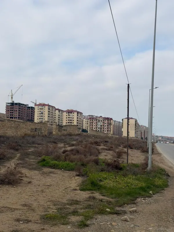 Satılır 3 otaqlı həyət evi 180 m²