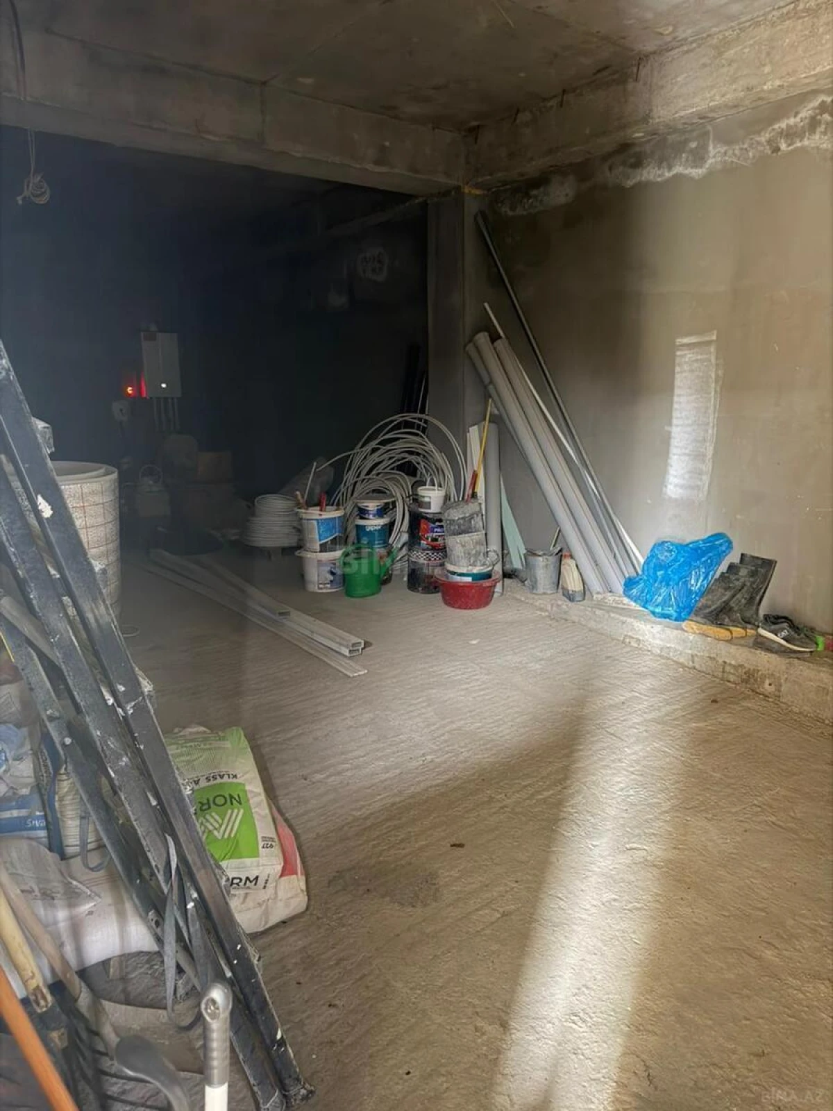 Satılır 3 otaqlı həyət evi 180 m²