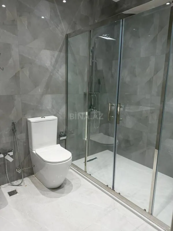 Satılır 3 otaqlı həyət evi 180 m²