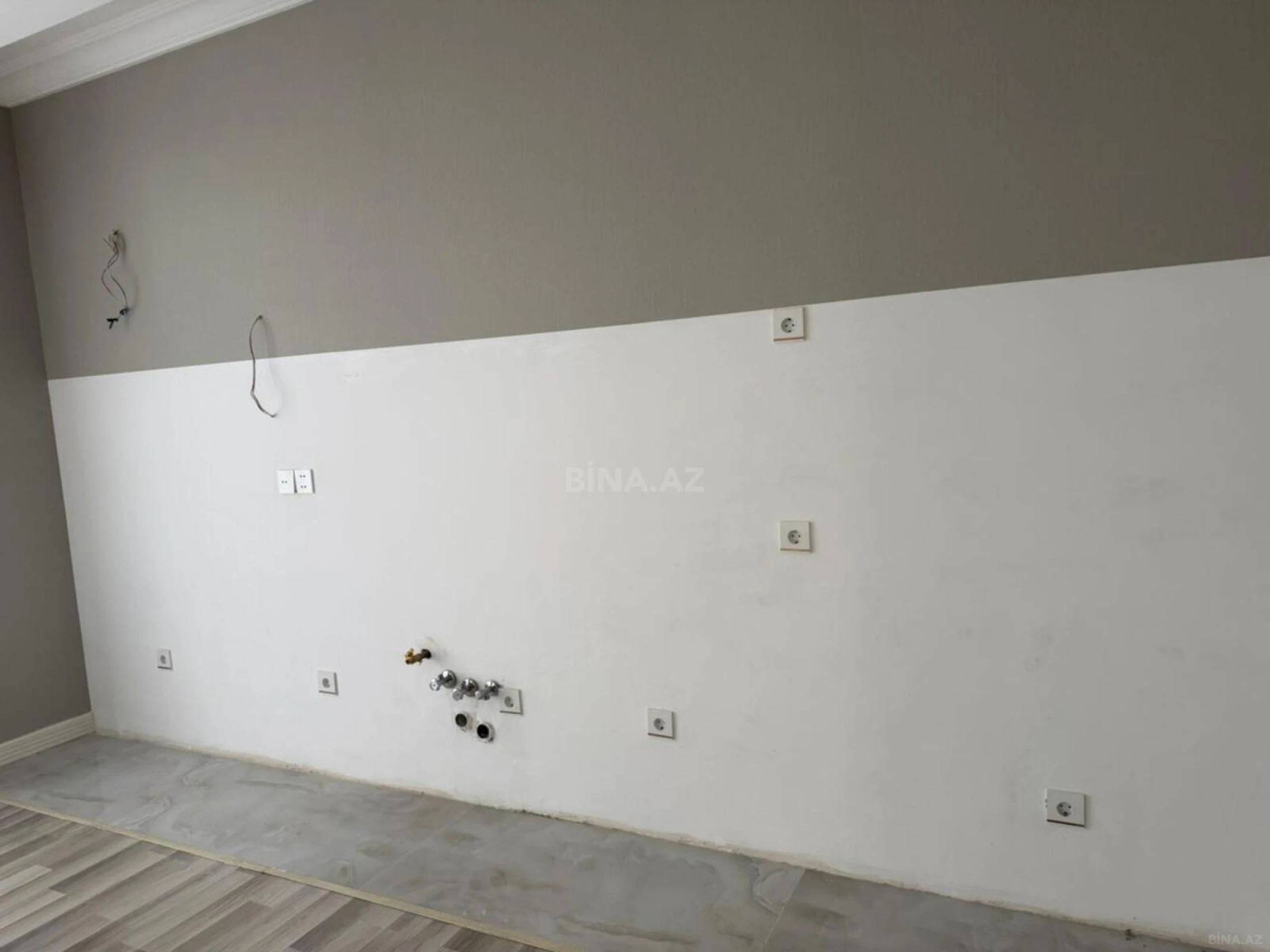 Satılır 3 otaqlı həyət evi 180 m²