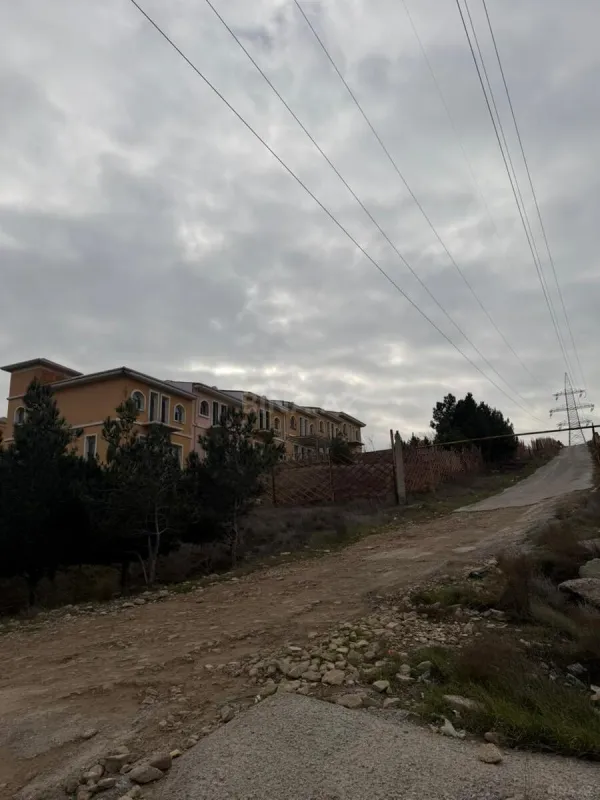 Satılır 3 otaqlı həyət evi 180 m²