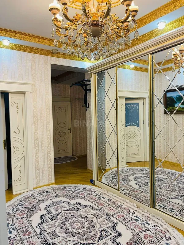 Satılır 3 otaqlı mənzil 129 m²