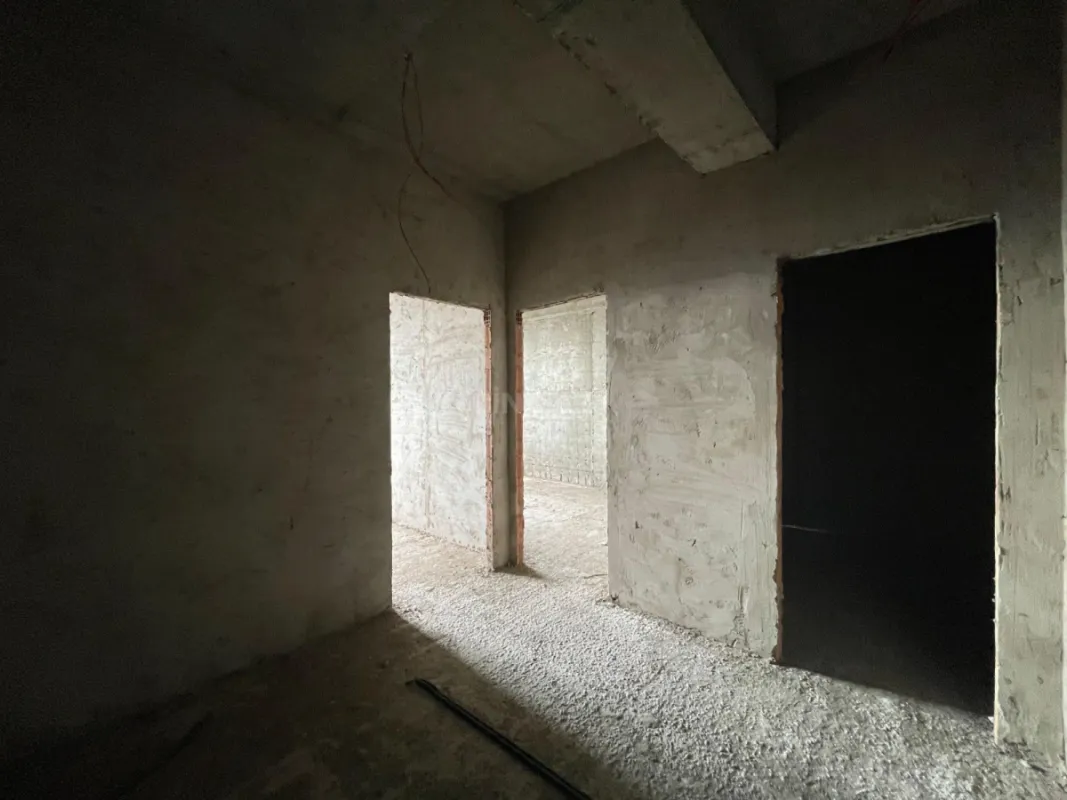 Satılır 1 otaqlı mənzil 54 m²