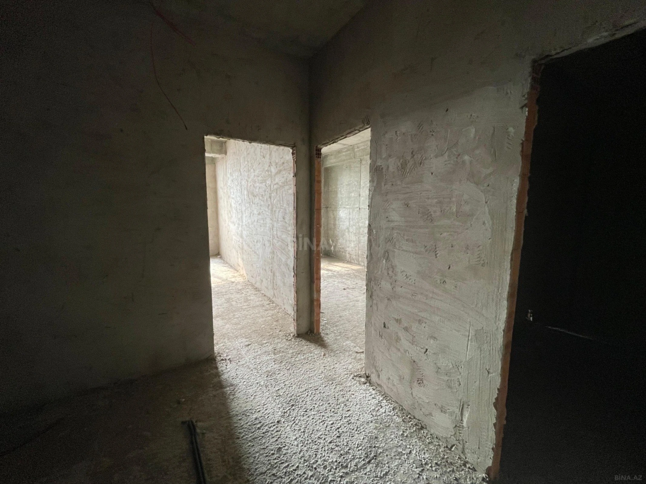 Satılır 1 otaqlı mənzil 54 m²