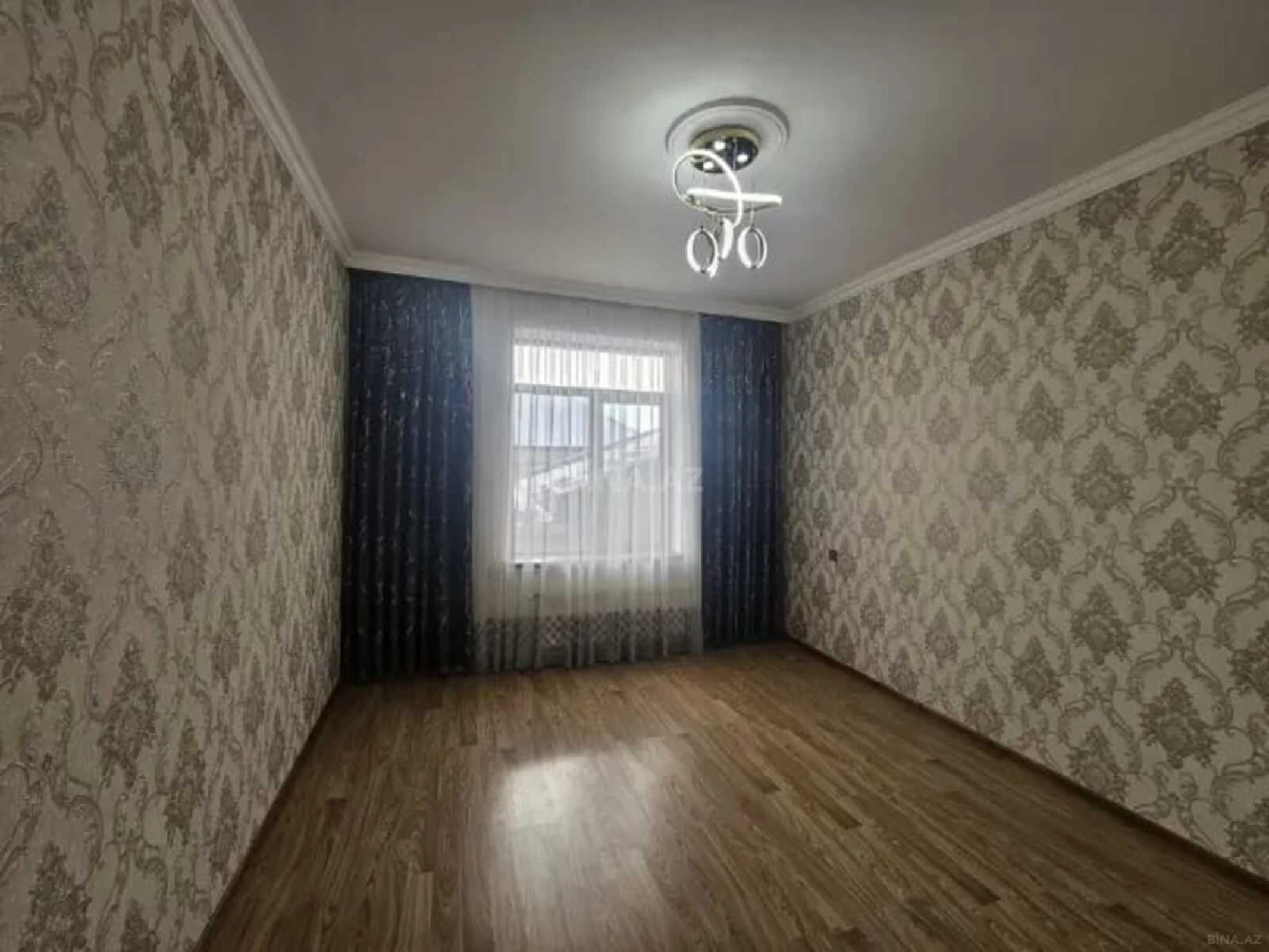 Satılır 4 otaqlı həyət evi 100 m²
