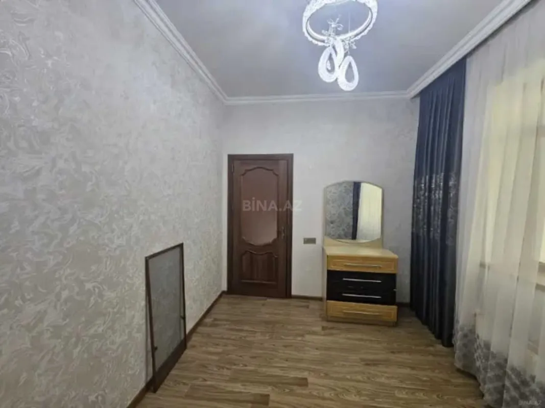 Satılır 4 otaqlı həyət evi 100 m²