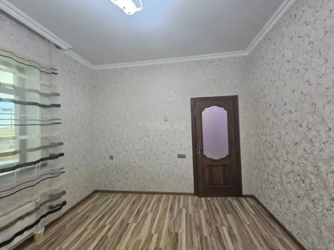 Satılır 4 otaqlı həyət evi 100 m²