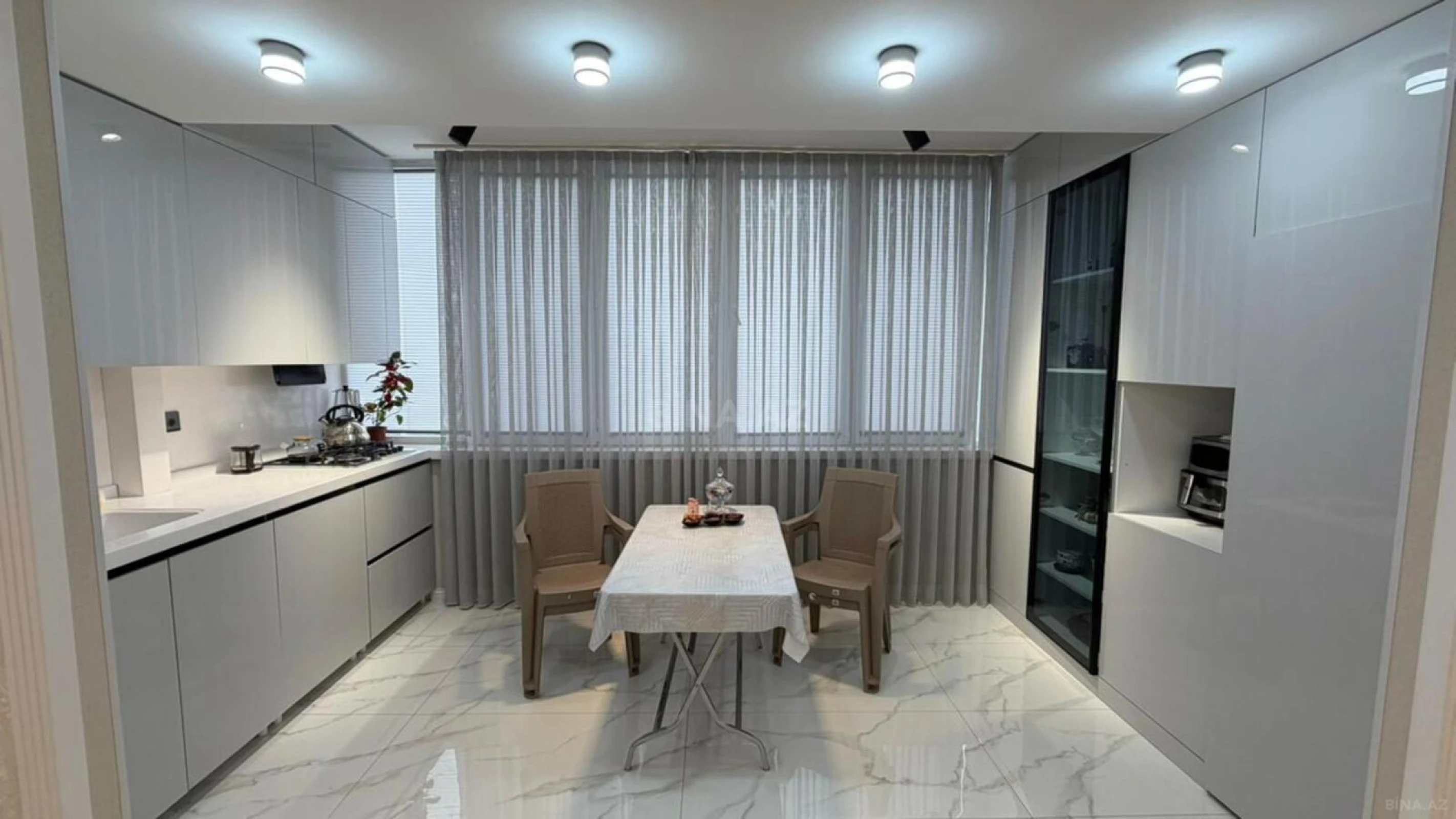 Satılır 3 otaqlı mənzil 100 m²