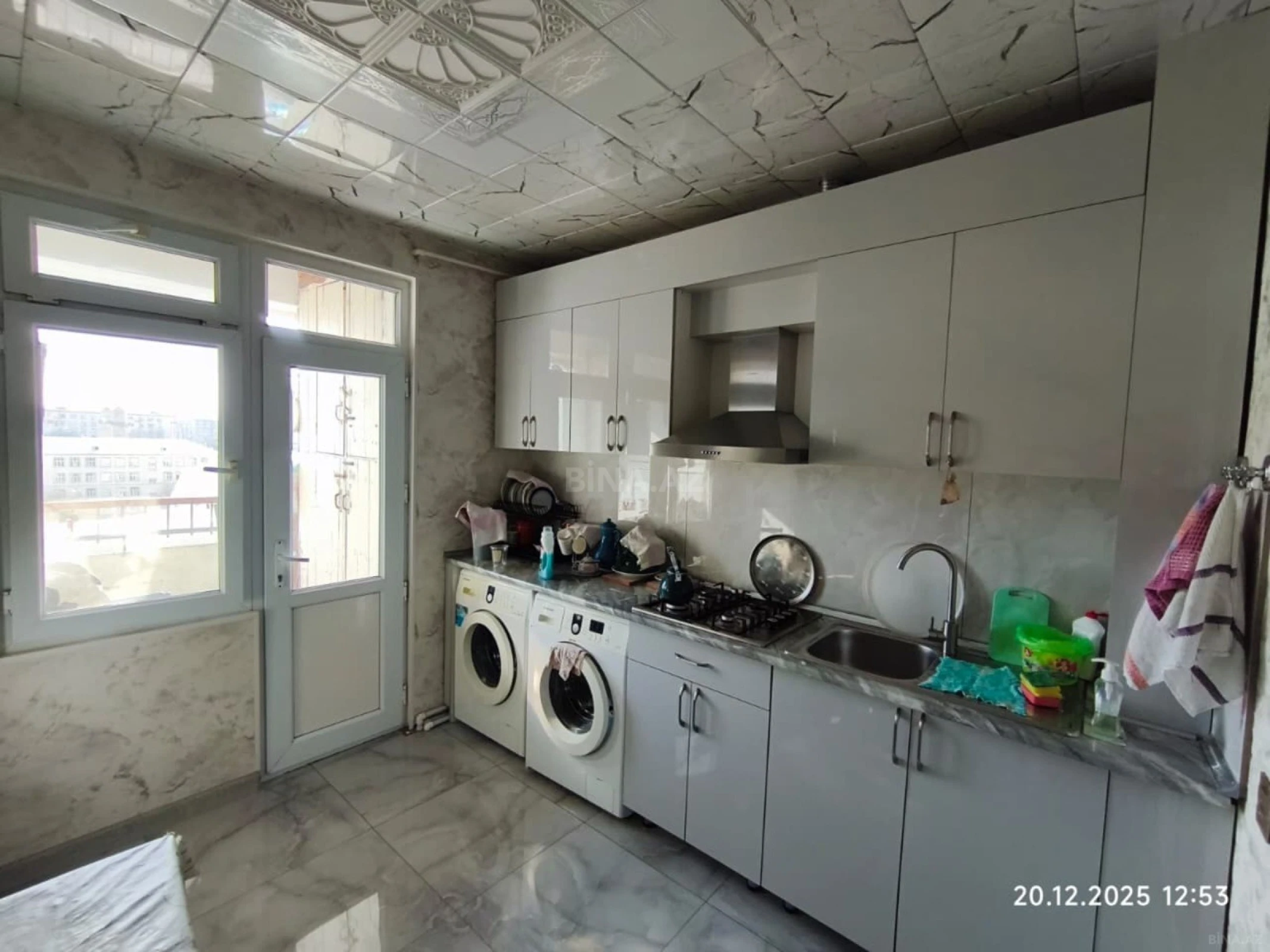 Satılır 5 otaqlı mənzil 120 m²