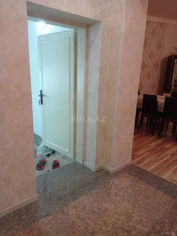 Satılır 8 otaqlı həyət evi 120 m²