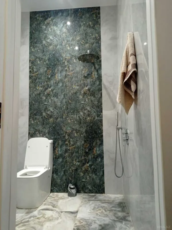 Satılır 8 otaqlı həyət evi 120 m²