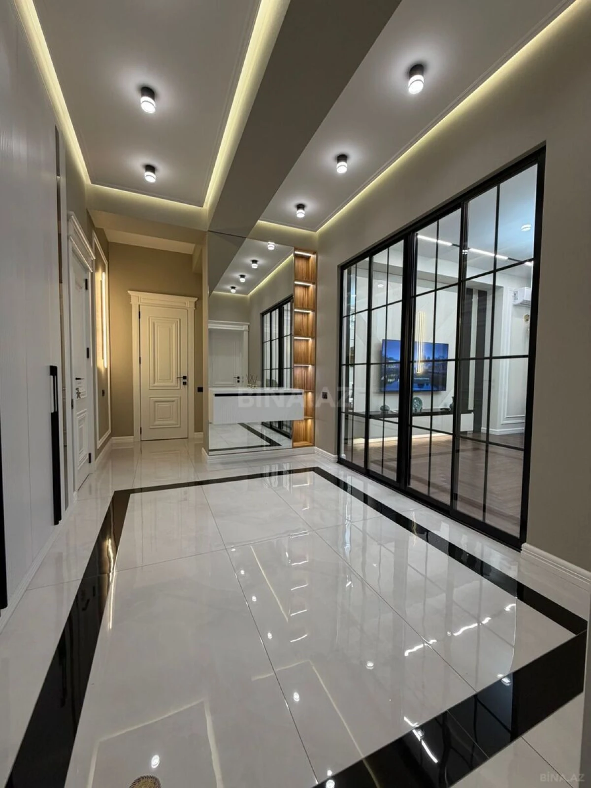 Satılır 2 otaqlı mənzil 86 m²