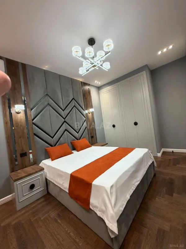 Satılır 2 otaqlı mənzil 86 m²