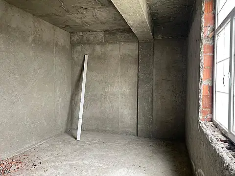 Satılır 2 otaqlı mənzil 68 m²