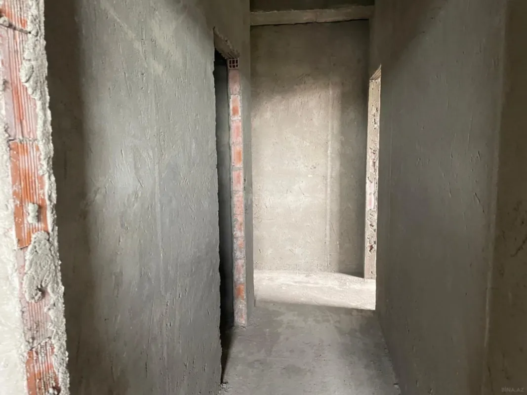 Satılır 2 otaqlı mənzil 68 m²