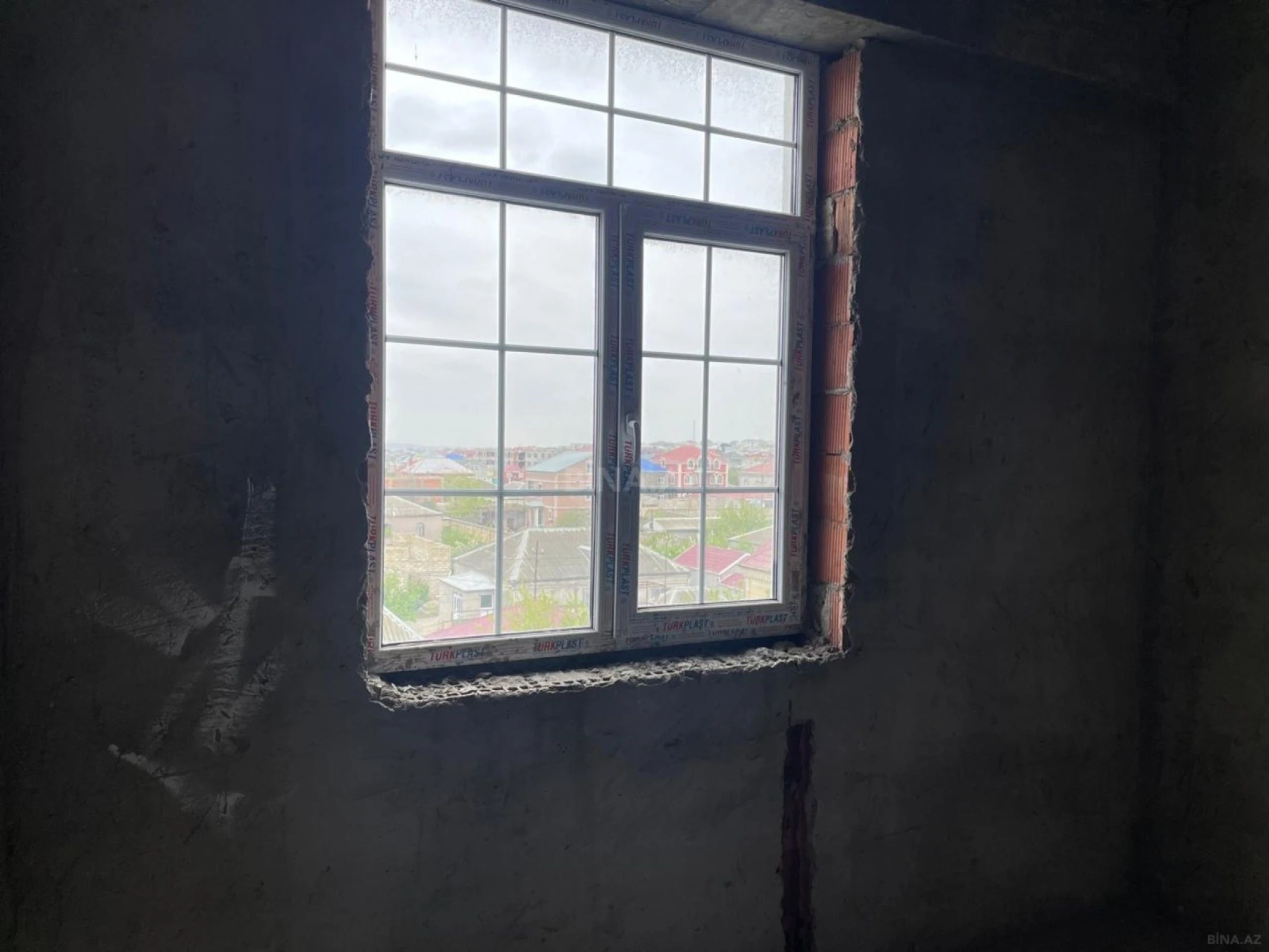 Satılır 2 otaqlı mənzil 68 m²