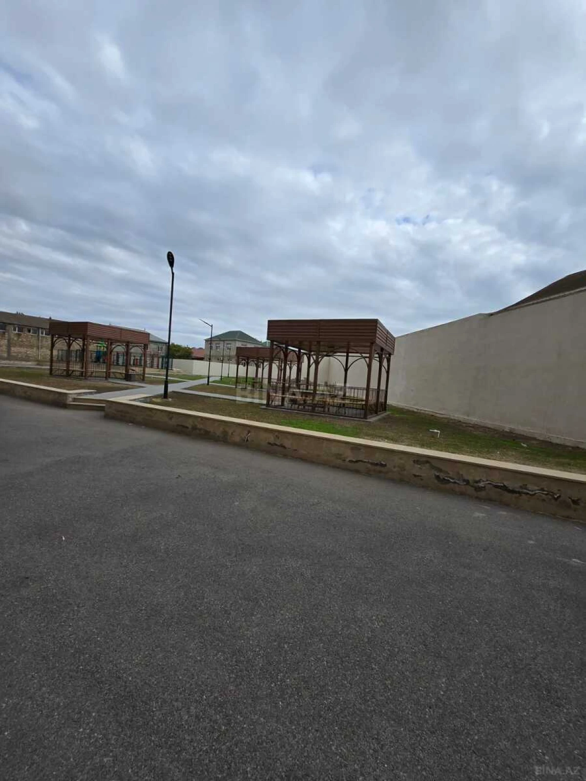 Satılır 1 otaqlı mənzil 50 m²