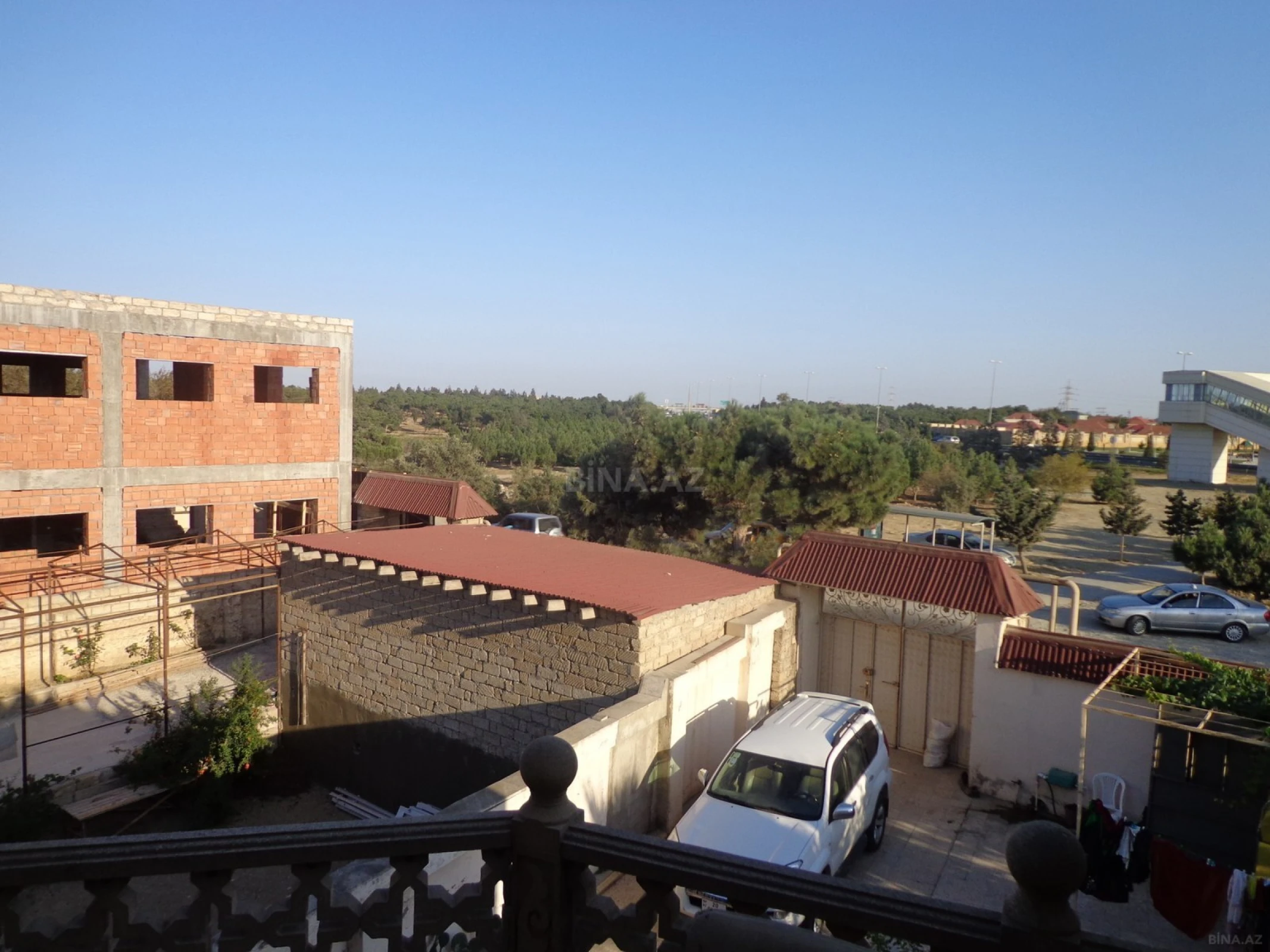 Kirayə verilir 8 otaqlı həyət evi 500 m²