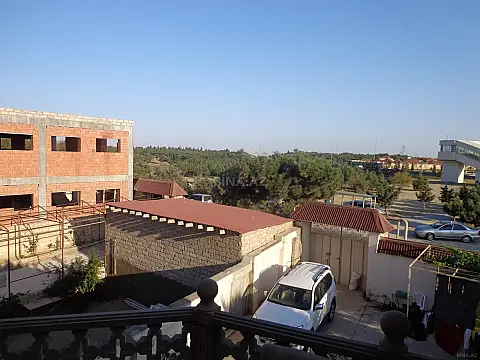 Kirayə verilir 8 otaqlı həyət evi 500 m²