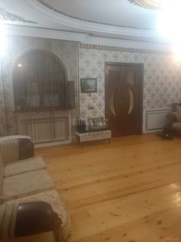 Kirayə verilir 8 otaqlı həyət evi 500 m²
