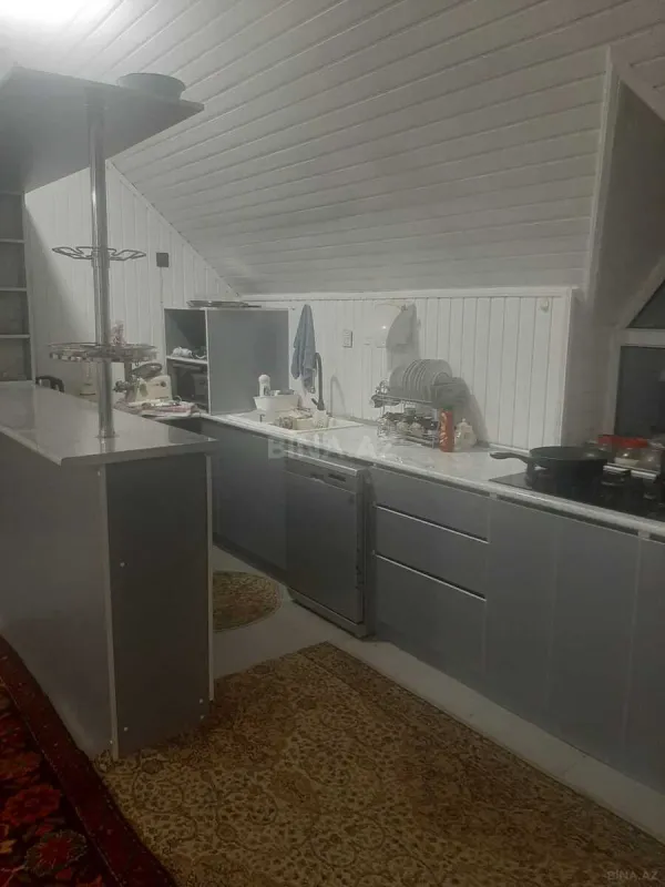 Kirayə verilir 8 otaqlı həyət evi 500 m²