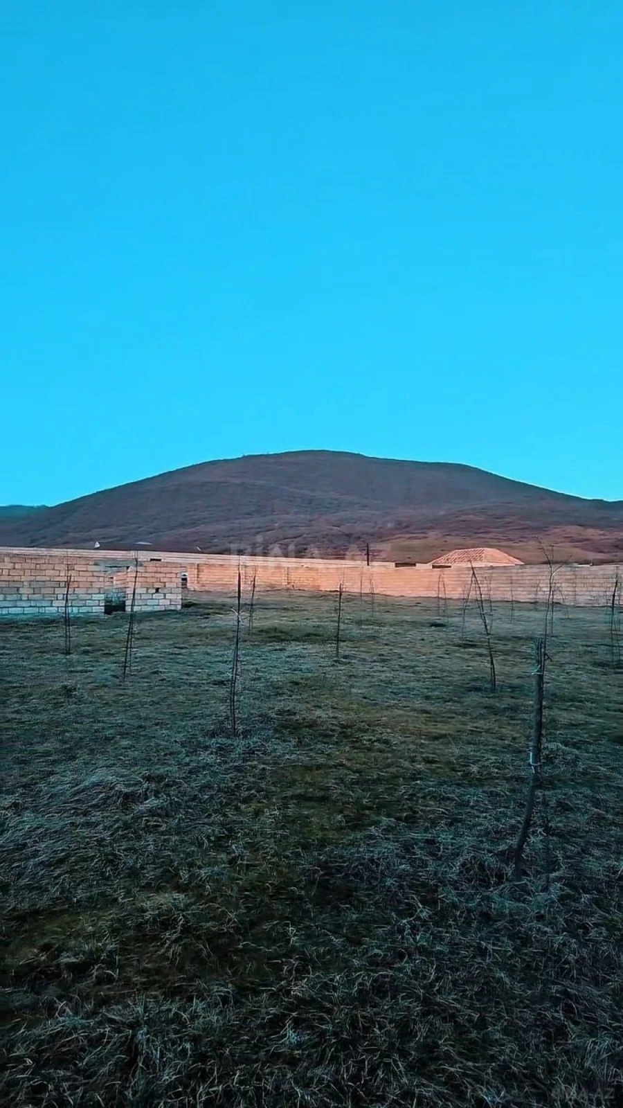 Satılır torpaq sahəsi 12 m²