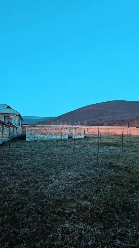 Satılır torpaq sahəsi 12 m²