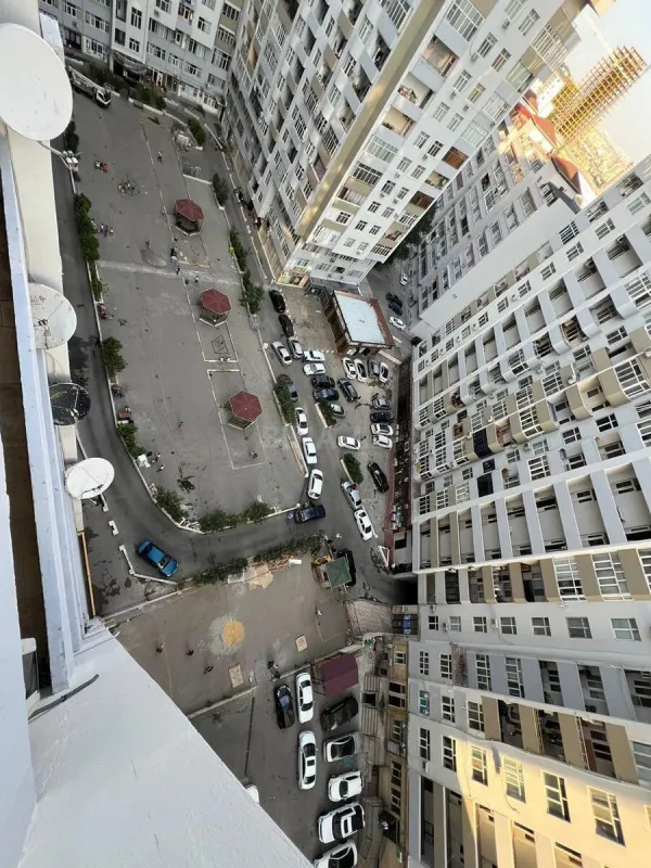 Satılır 3 otaqlı mənzil 150 m²