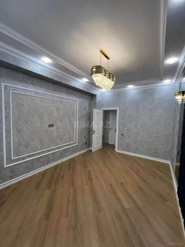Satılır 3 otaqlı mənzil 150 m²