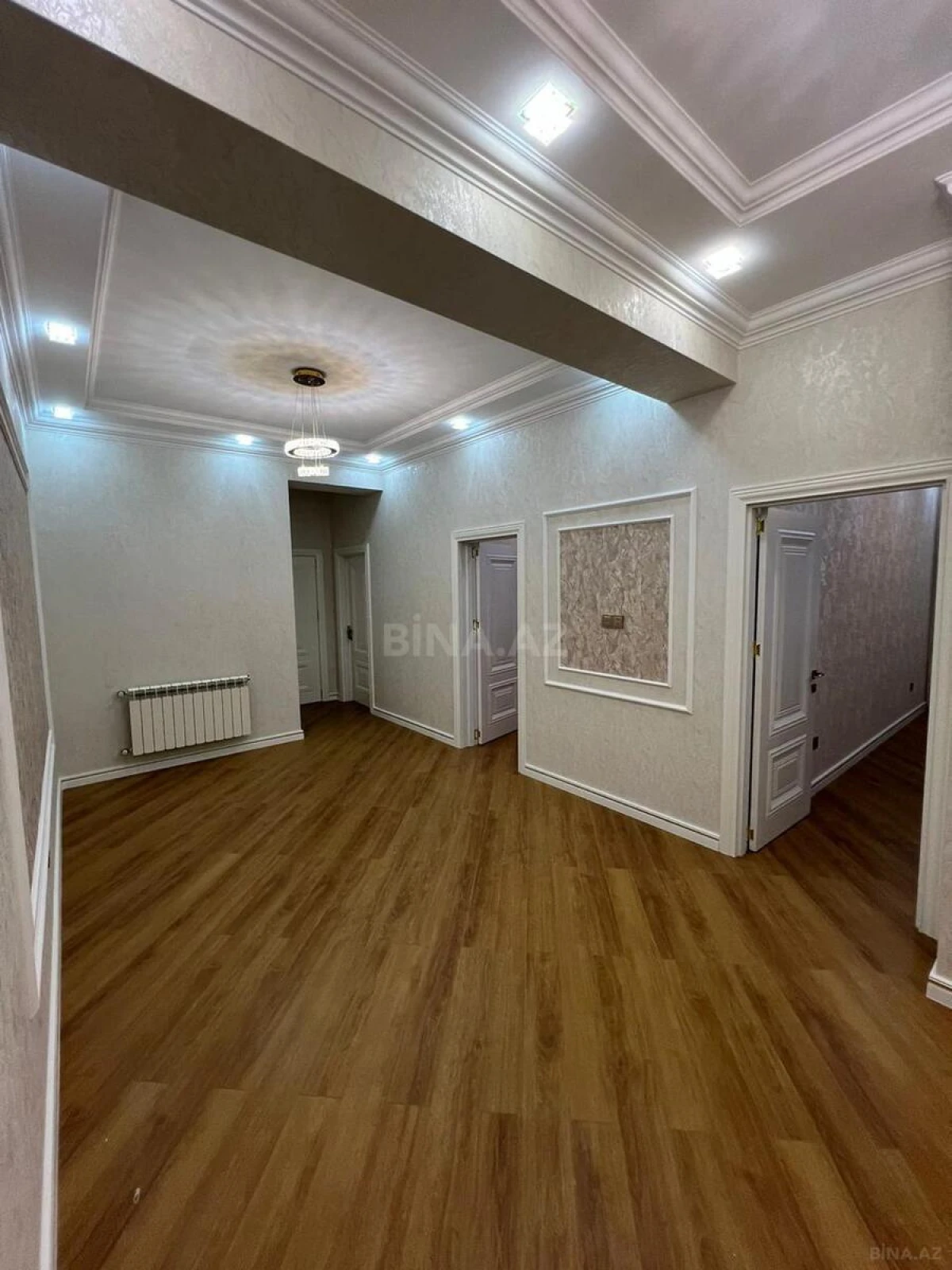Satılır 3 otaqlı mənzil 150 m²