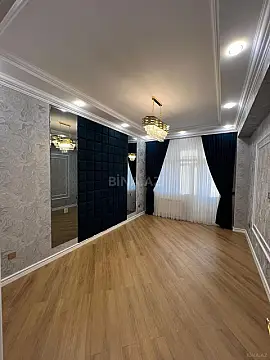 Satılır 3 otaqlı mənzil 150 m²