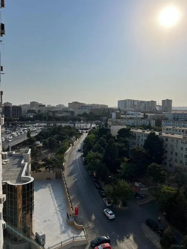 Satılır 3 otaqlı mənzil 150 m²