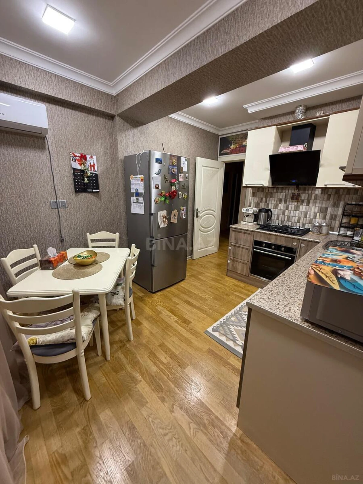 Satılır 3 otaqlı mənzil 96 m²