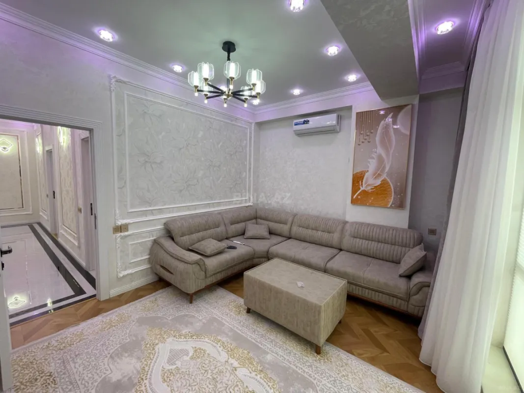 Satılır 3 otaqlı mənzil 90 m²