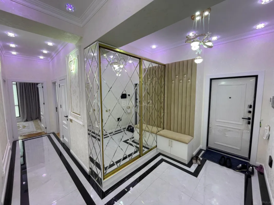 Satılır 3 otaqlı mənzil 90 m²