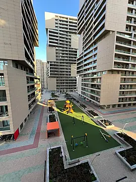 Satılır 3 otaqlı mənzil 148 m²