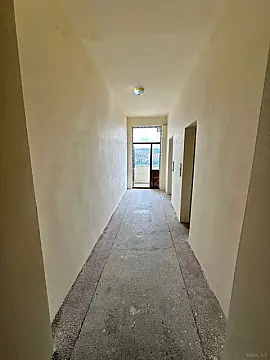 Satılır 1 otaqlı mənzil 53 m²