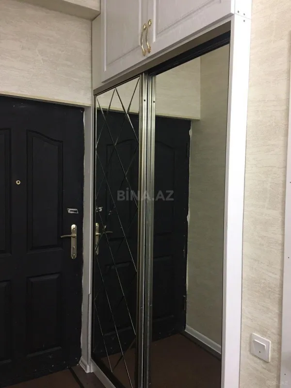 Satılır 2 otaqlı mənzil 65 m²